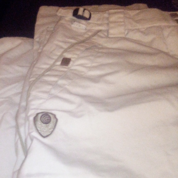 Ladies Convert Pants - Picture 2 of 8